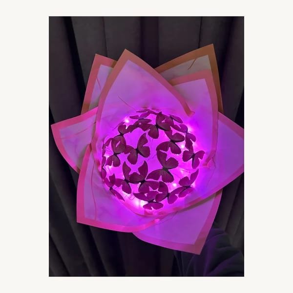 Pembe Led Işıklı Kelebek Buketi — görsel 1