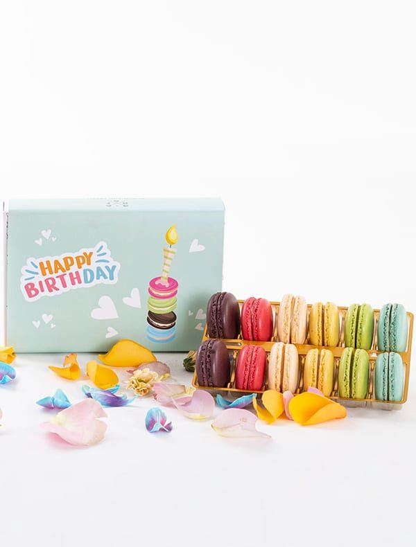Happy Birthday Macarons (12’li) — görsel 1
